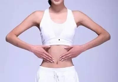 成人揉肚子手法视频,缓解不适，促进健康